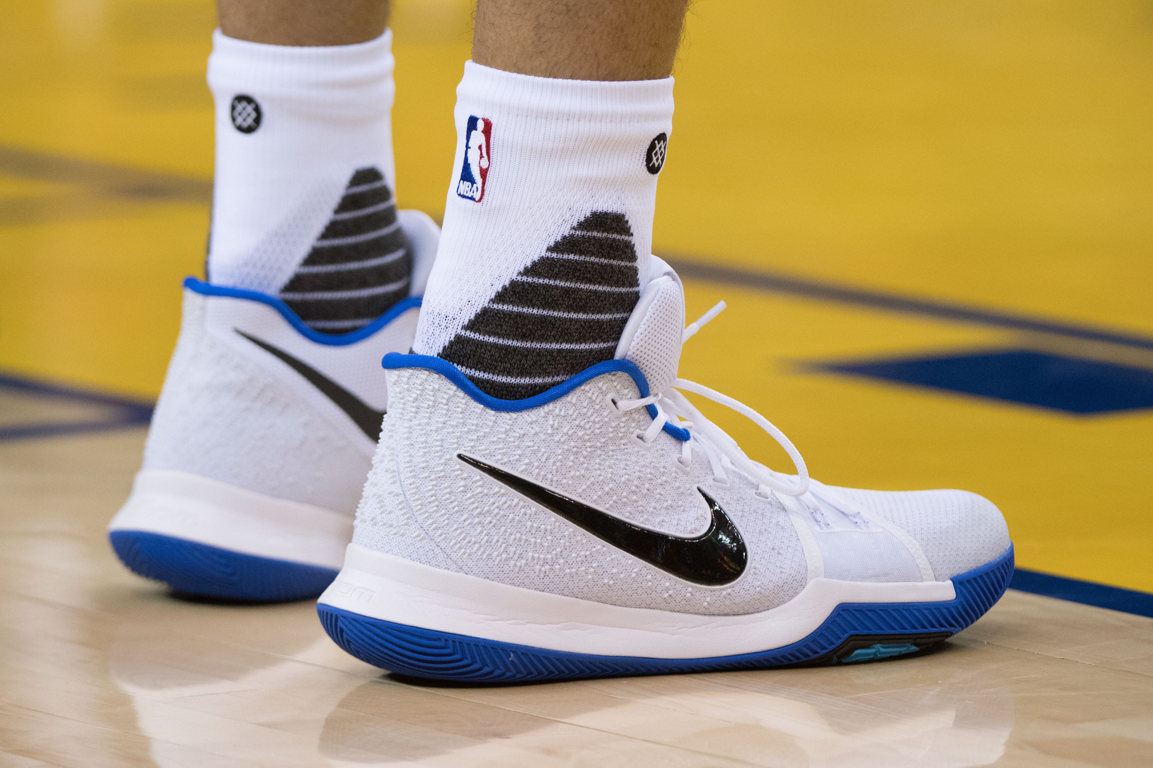 stealing from nike store